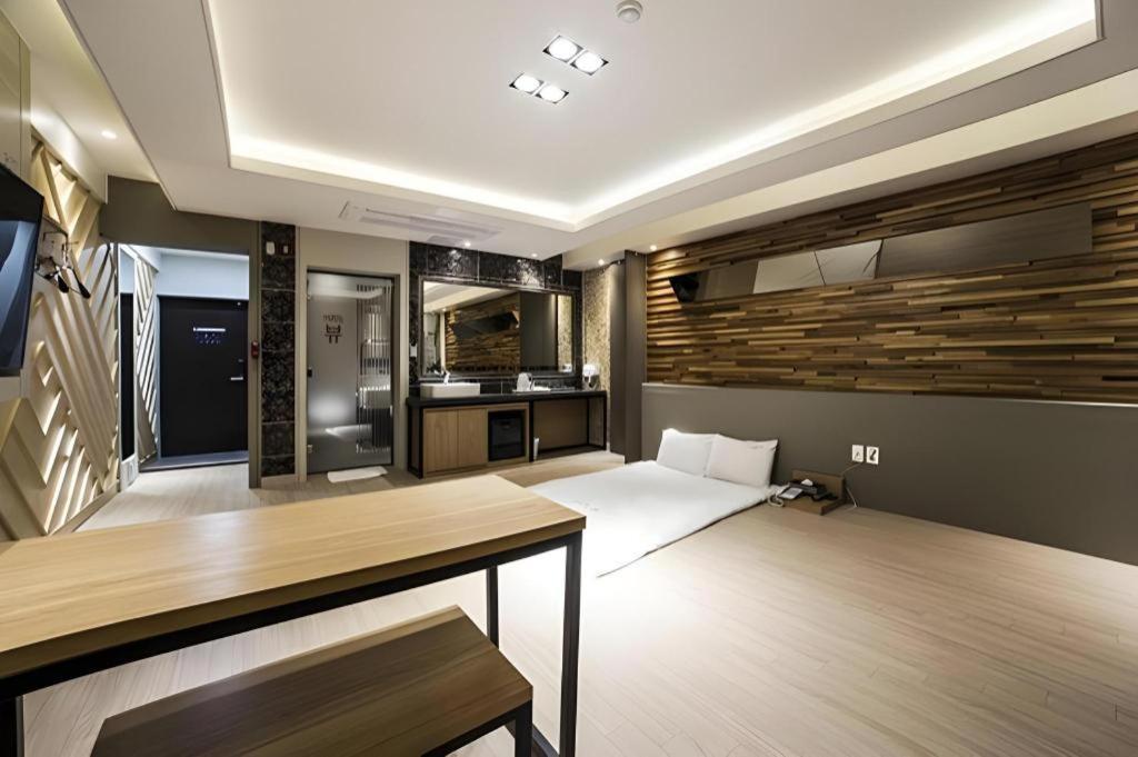Pohang Hotel View מראה חיצוני תמונה