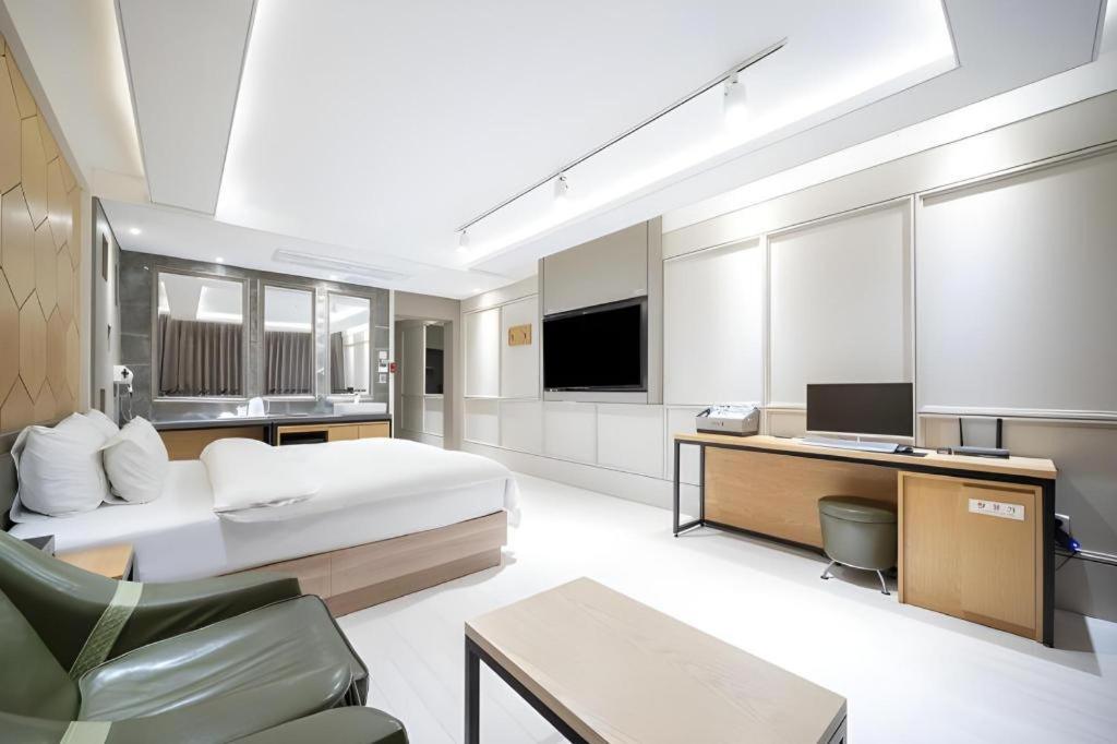 Pohang Hotel View מראה חיצוני תמונה